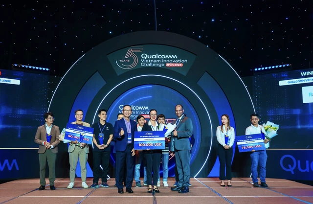 Qualcomm Vietnam 2025 honors outstanding AI tech startups Qualcomm Vietnam 2025 honors outstanding AI tech startups